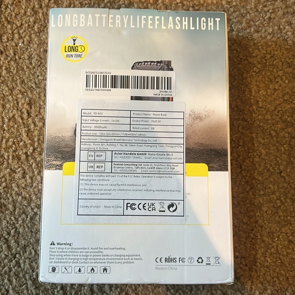 Safe Speed Outdoor Protection Solar Power Bank IOS & Android Waterproof 42800mAh - Picture 3 of 11